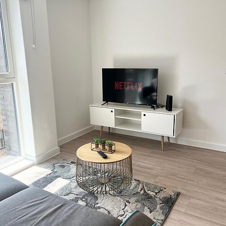 Lovely 2 Bedroom Apartment Manchester Dış mekan fotoğraf